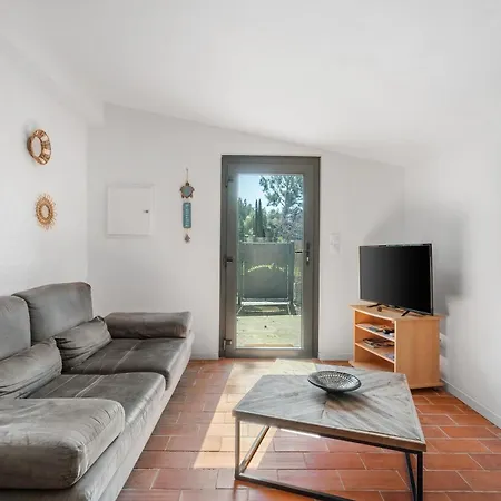 Hébergement de vacances Provençal, 900 M